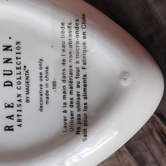 โSOLDโRae Dunn DOG MOM ๐ Mini Heart Shaped Trinket Tray, Ceramic - Picture 3 of 3